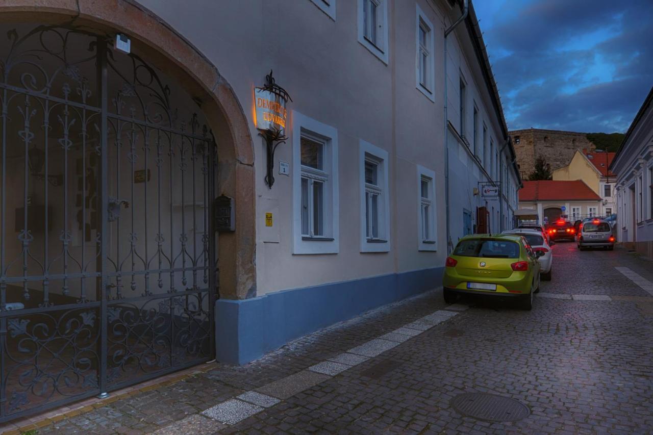 Demetrovics Udvarhaz Eger Exterior photo